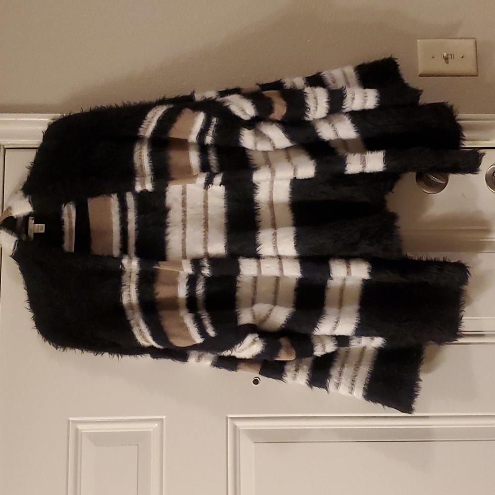 Fuzzy Open Front Cardigan Size 22/24 - image 1